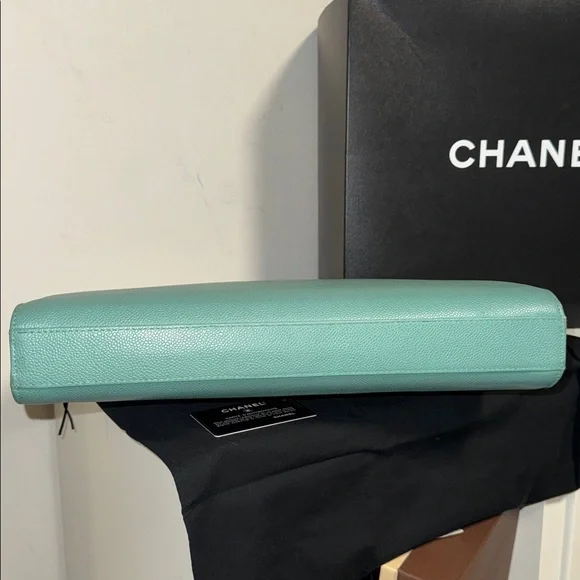 CHANEL Turquoise Seafoam green caviar leather classic briefcase Kelly top handle - Picture 7 of 16